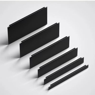 1U Netzwerkschrank Blindplate-Panel für eine optimierte und sichere Kabelorganisation