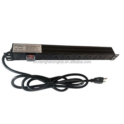 8 Weg 20A Doppelbremsschalter amerikanischer Standard-Stromanschluss PDU für die Stromverteilung