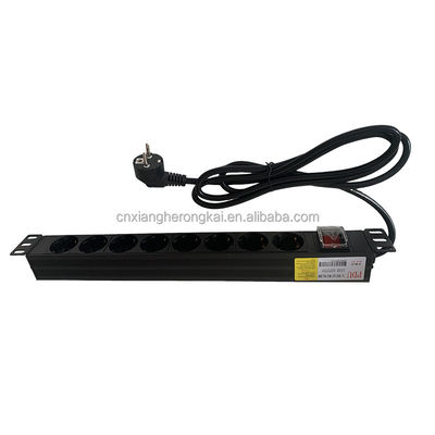 Europäische Standard-Stecker-PDU für Deutschland Steckdose und A/V-Messnetzwerk-Schrankregal